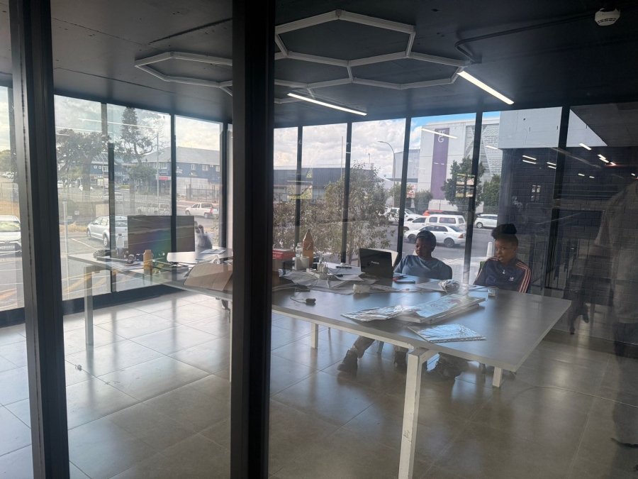 To Let commercial Property for Rent in Avondale Western Cape